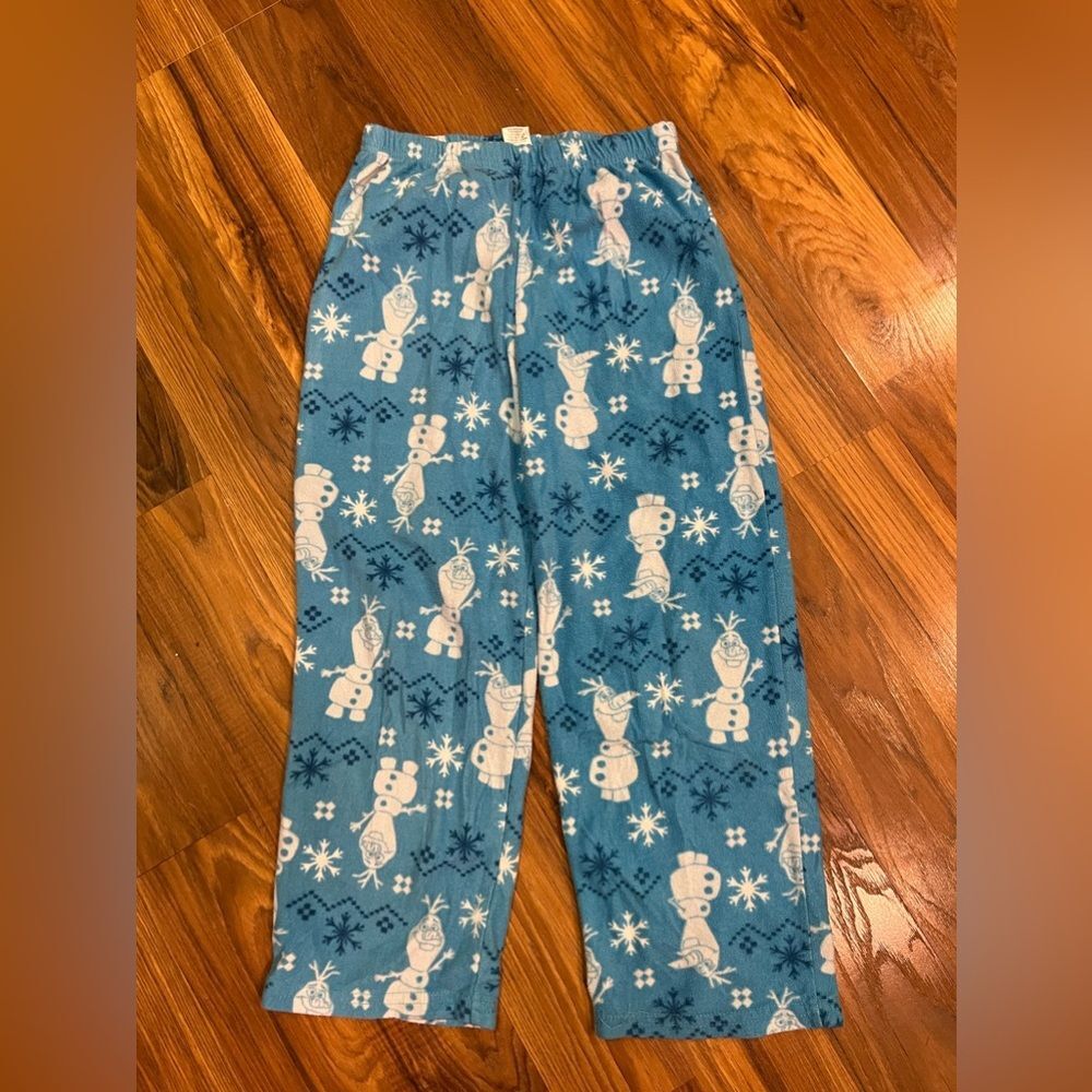 Olaf pajama bottoms size 10